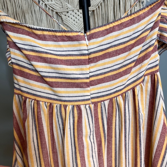 Two piece tub top dress with straps floor length small red and yellow and orange - Picture 6 of 7